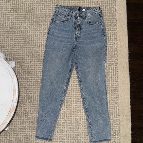 H & M JEANS -used - Picture 1 of 8